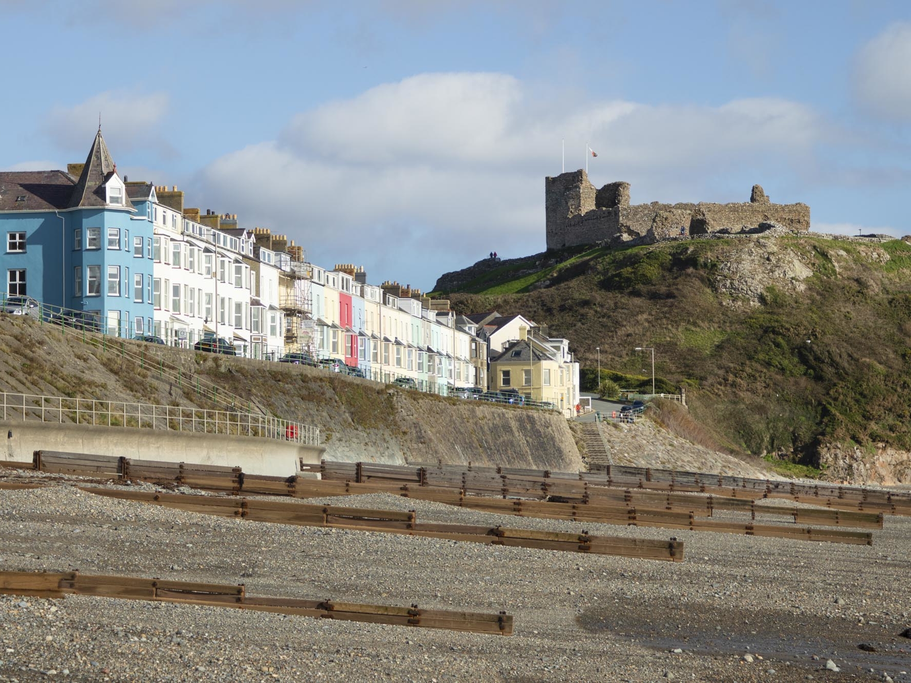 The Towers Llyn, Criccieth