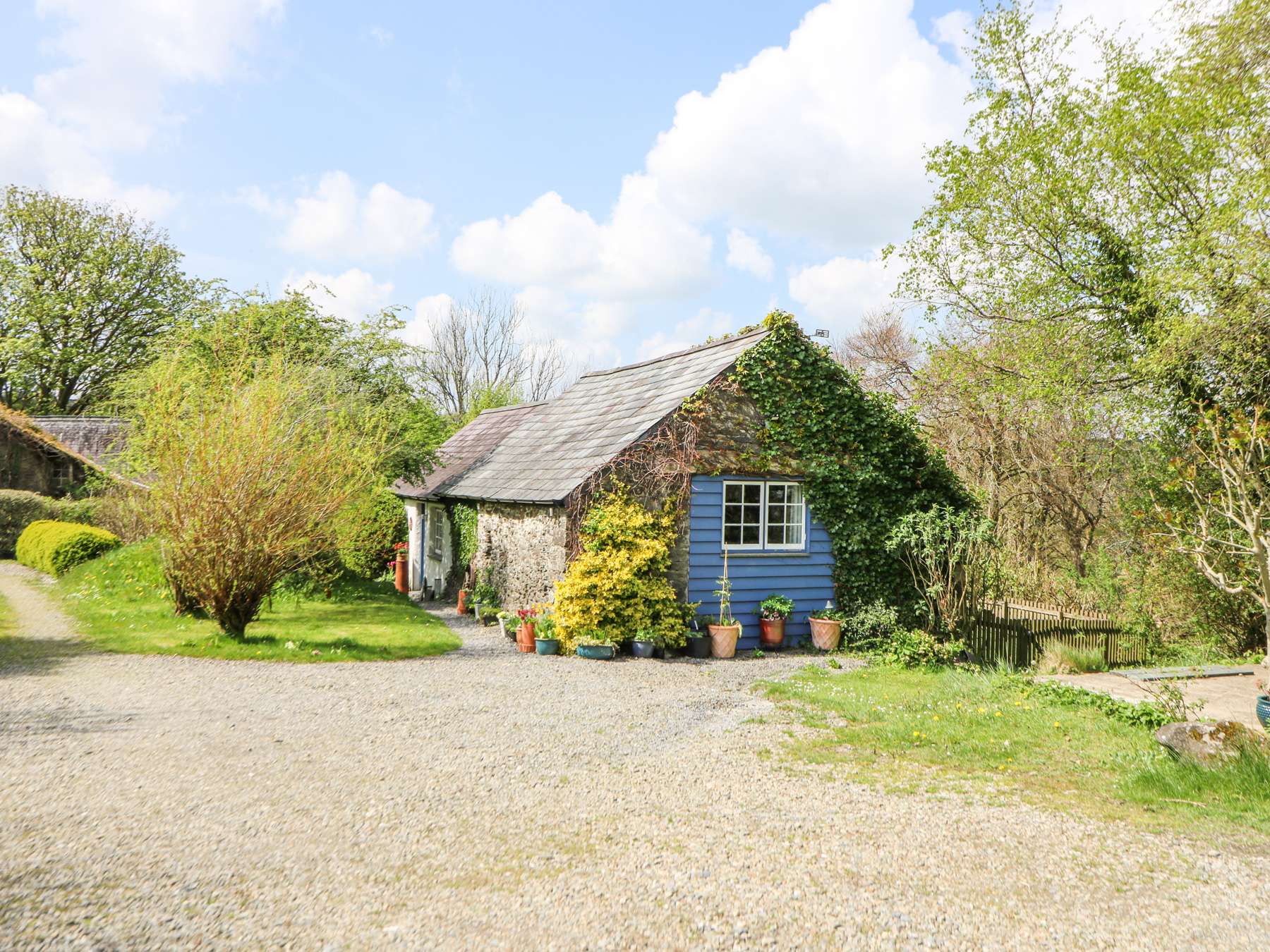 Hawthorn Cottage, Wales
