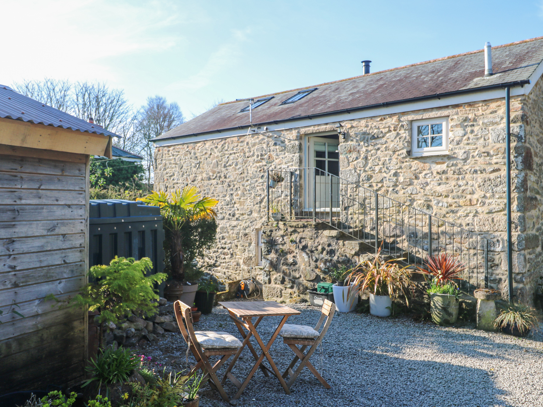 Trevoole Barn, Praze An Beeble
