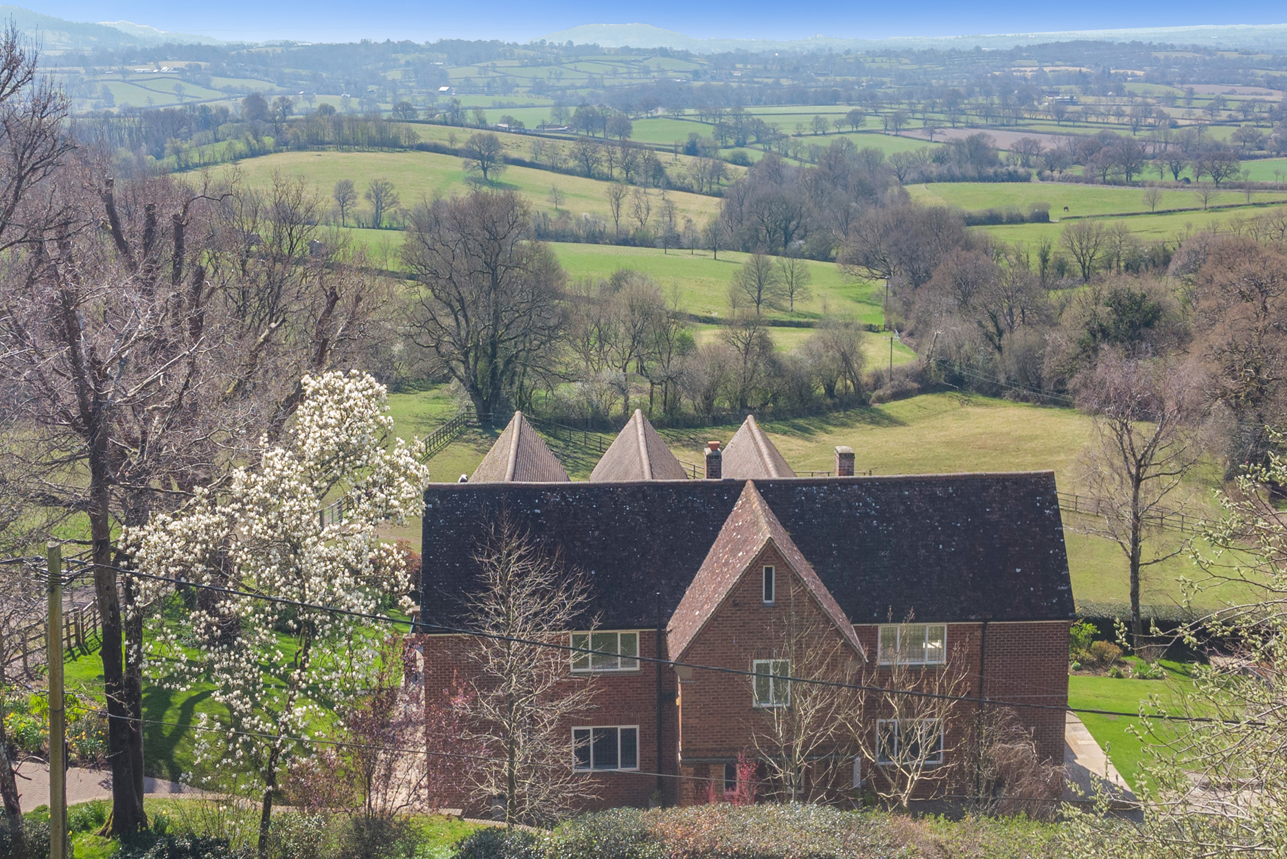 Holiday Cottages in Wiltshire: Underhill House, East Knoyle near Hindon | sykescottages.co.uk 