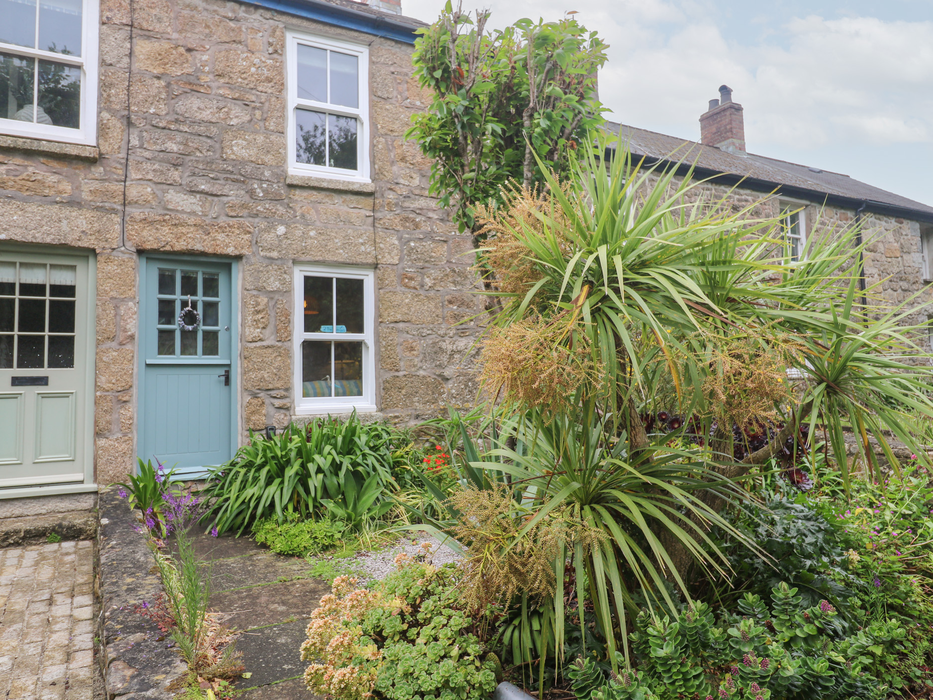 Cottage Image Title