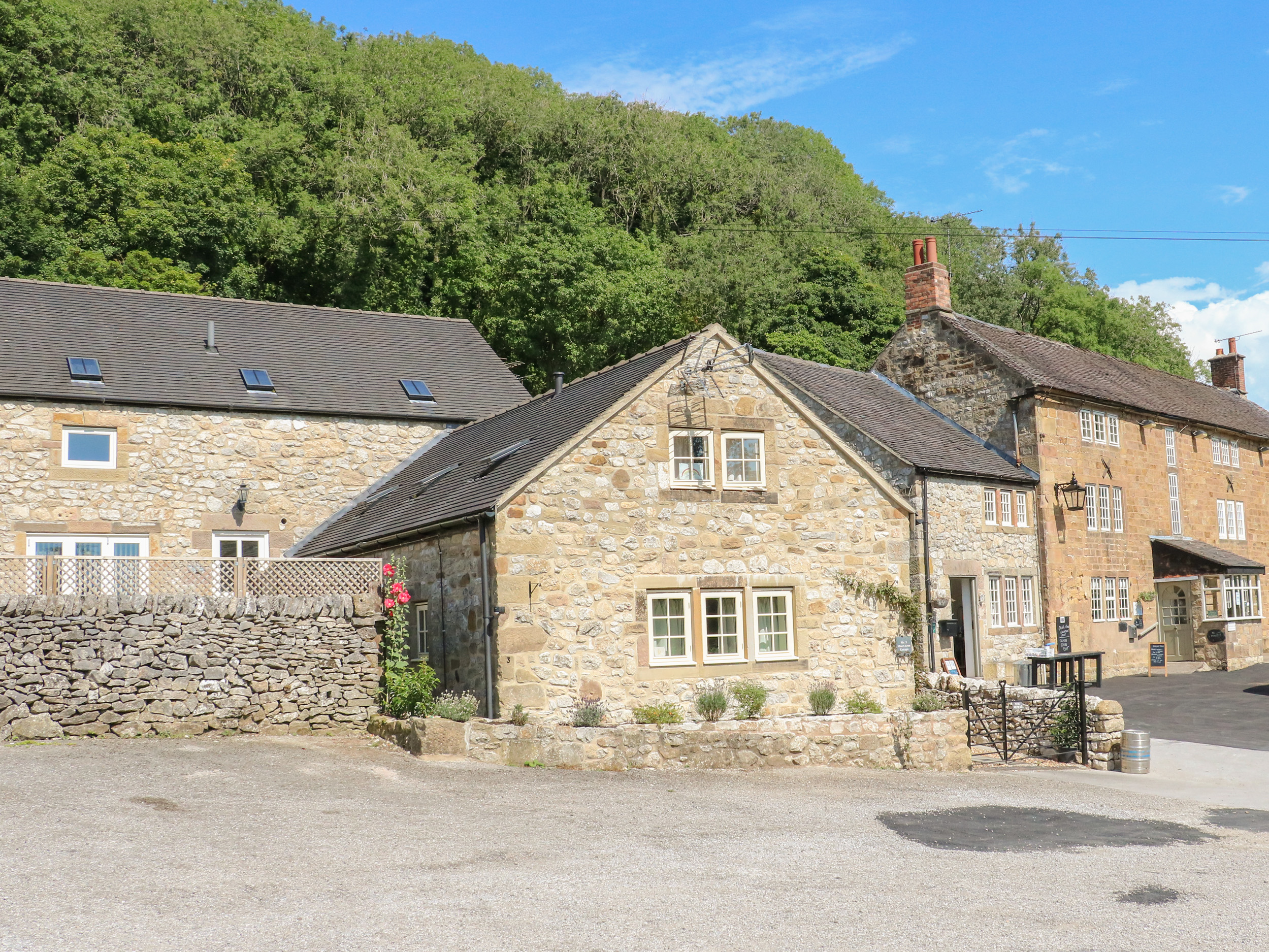 2 Miners Arms Cottages