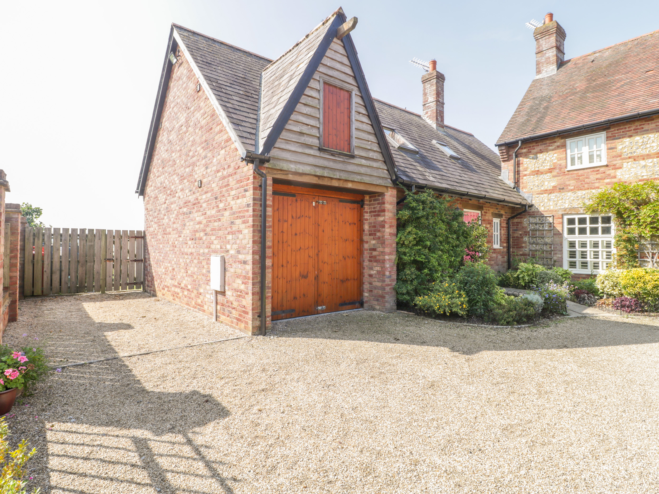 Holiday Cottages To Rent In Dorset Last Minute Cottages