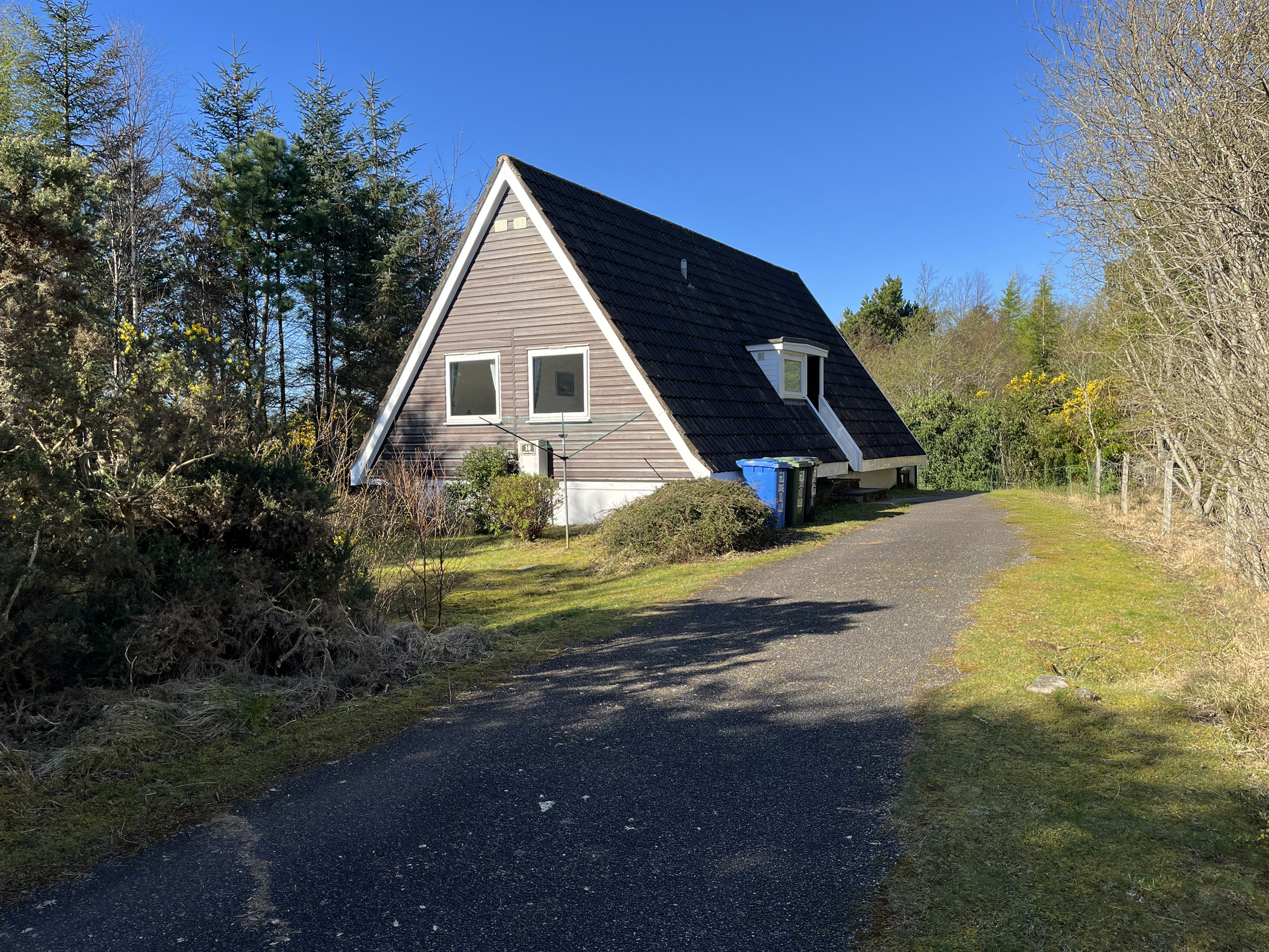 Cottage Image Title