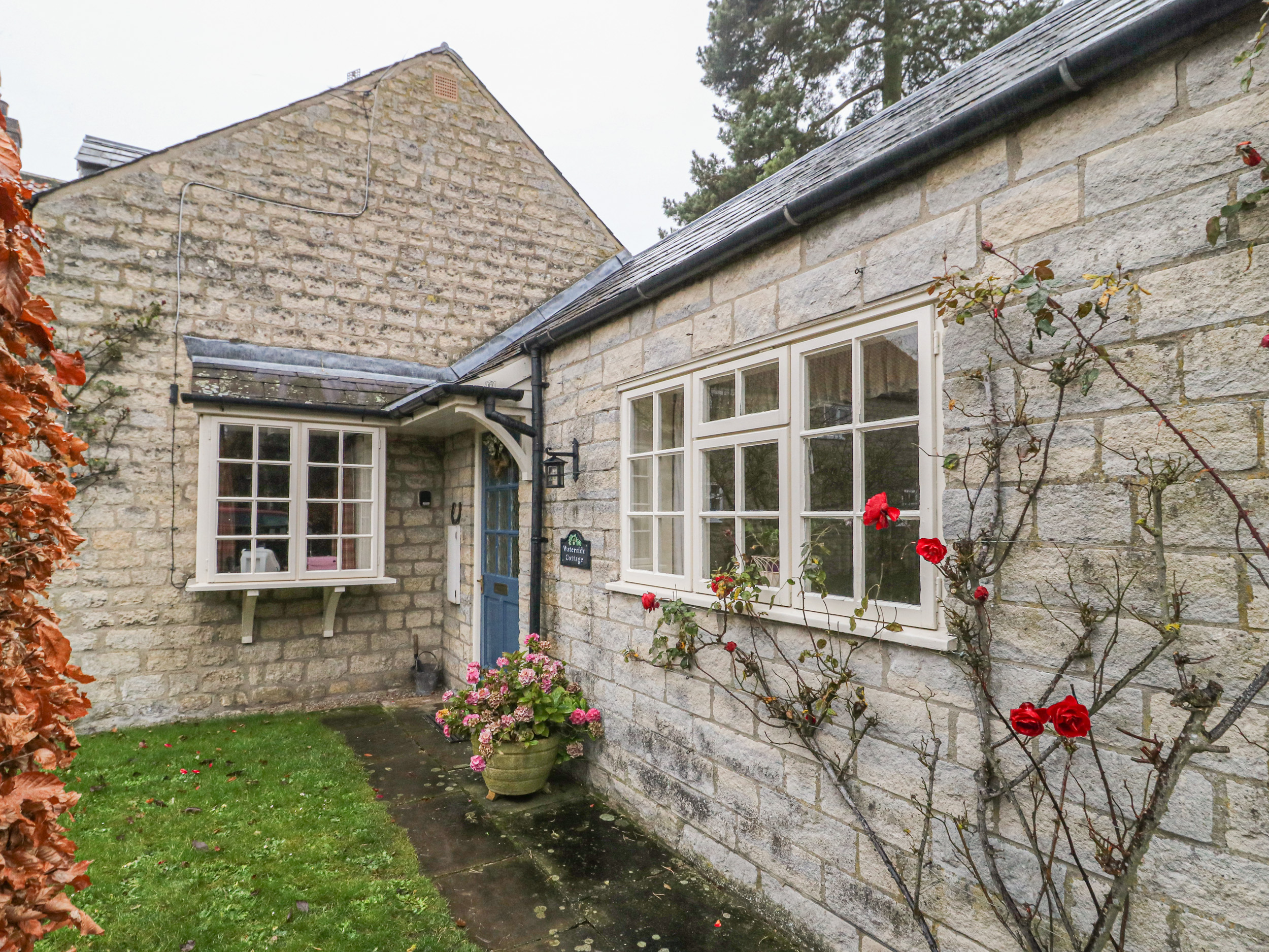 Waterside Cottage, North York Moors And Coast North Yorkshire