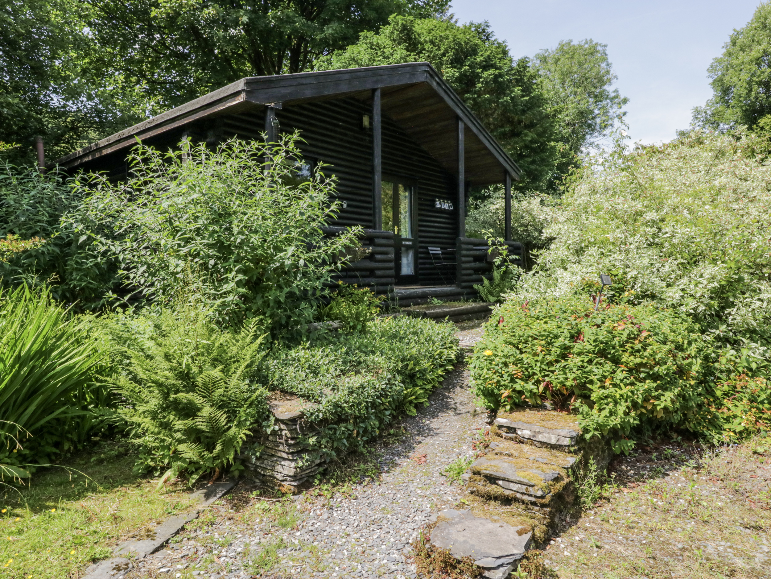 Cottage Image Title