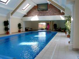 Richmond Hall | St Asaph | Roe, The | Self Catering Holiday Cottage