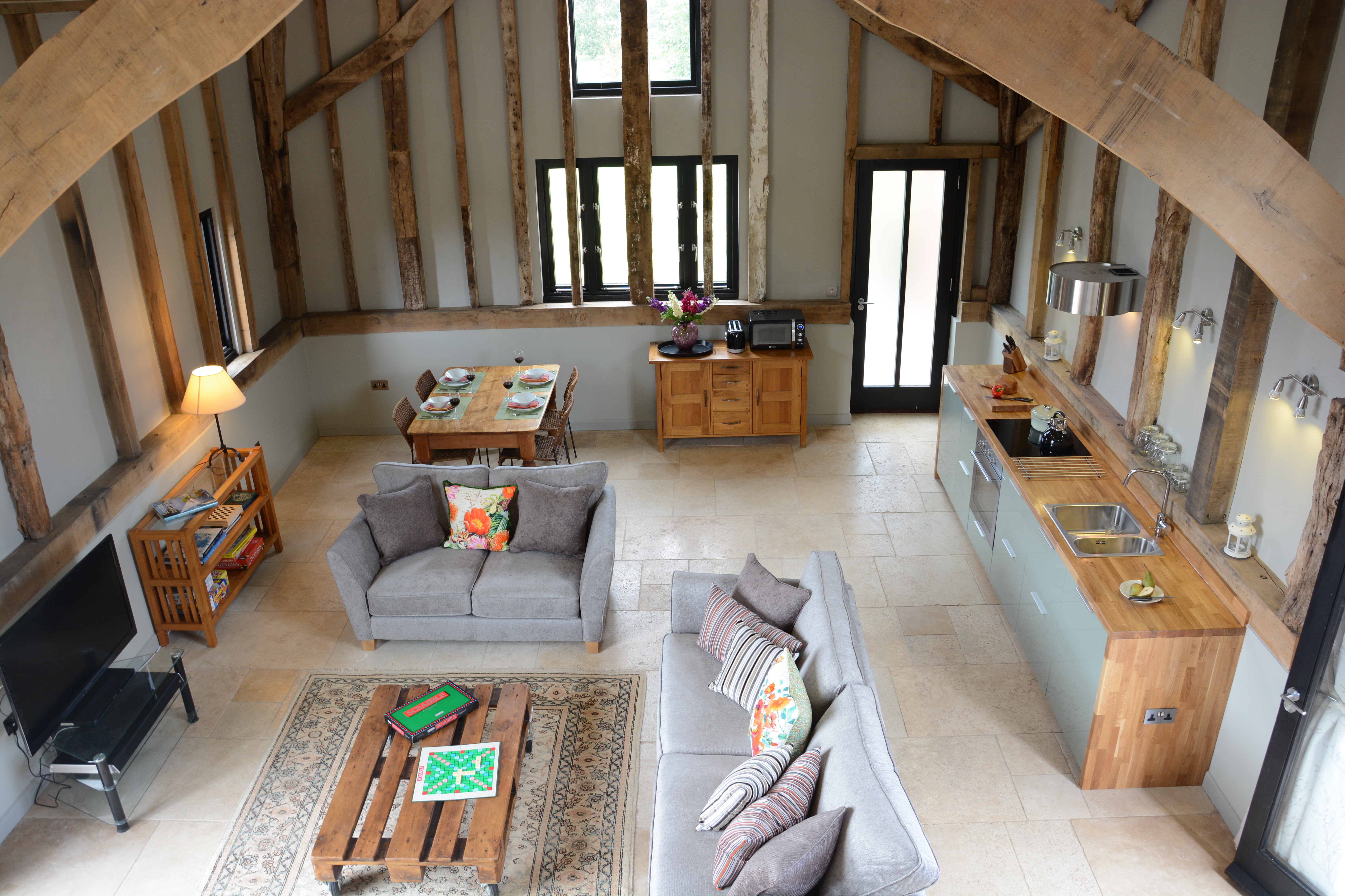 Holiday Cottages in Suffolk: Manor House Barn, Peasenhall | sykescottages.co.uk 