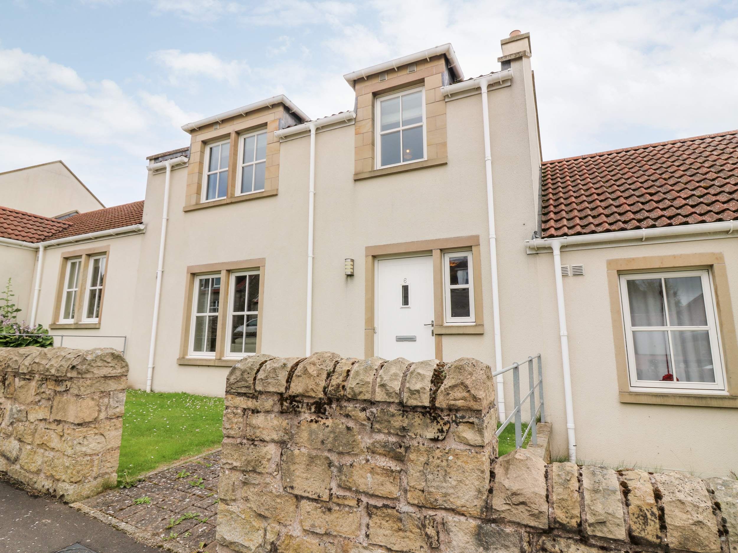 Glebe Cottage, Strathkinness near St Andrews