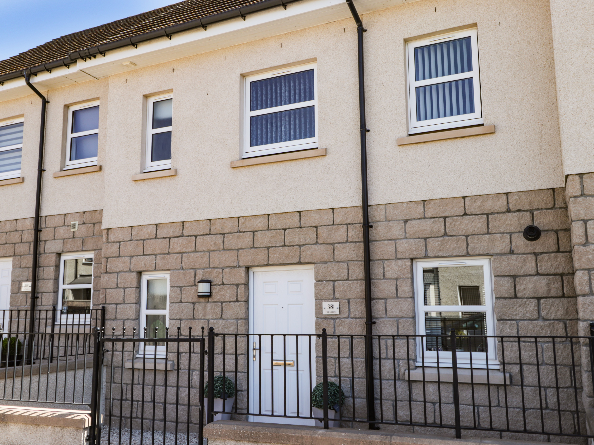 38 The Views, Elgin