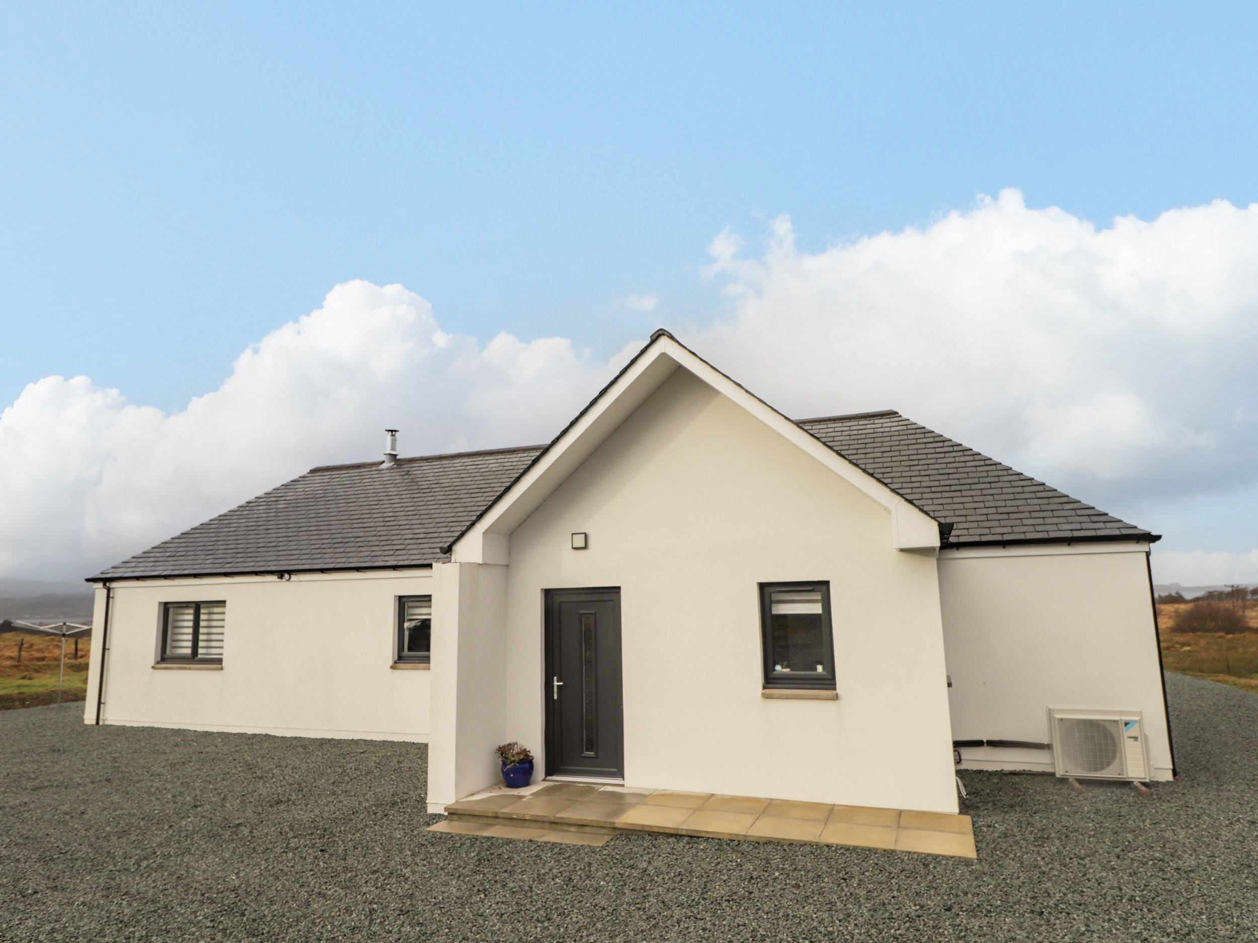 Breakish Villa, near Broadford