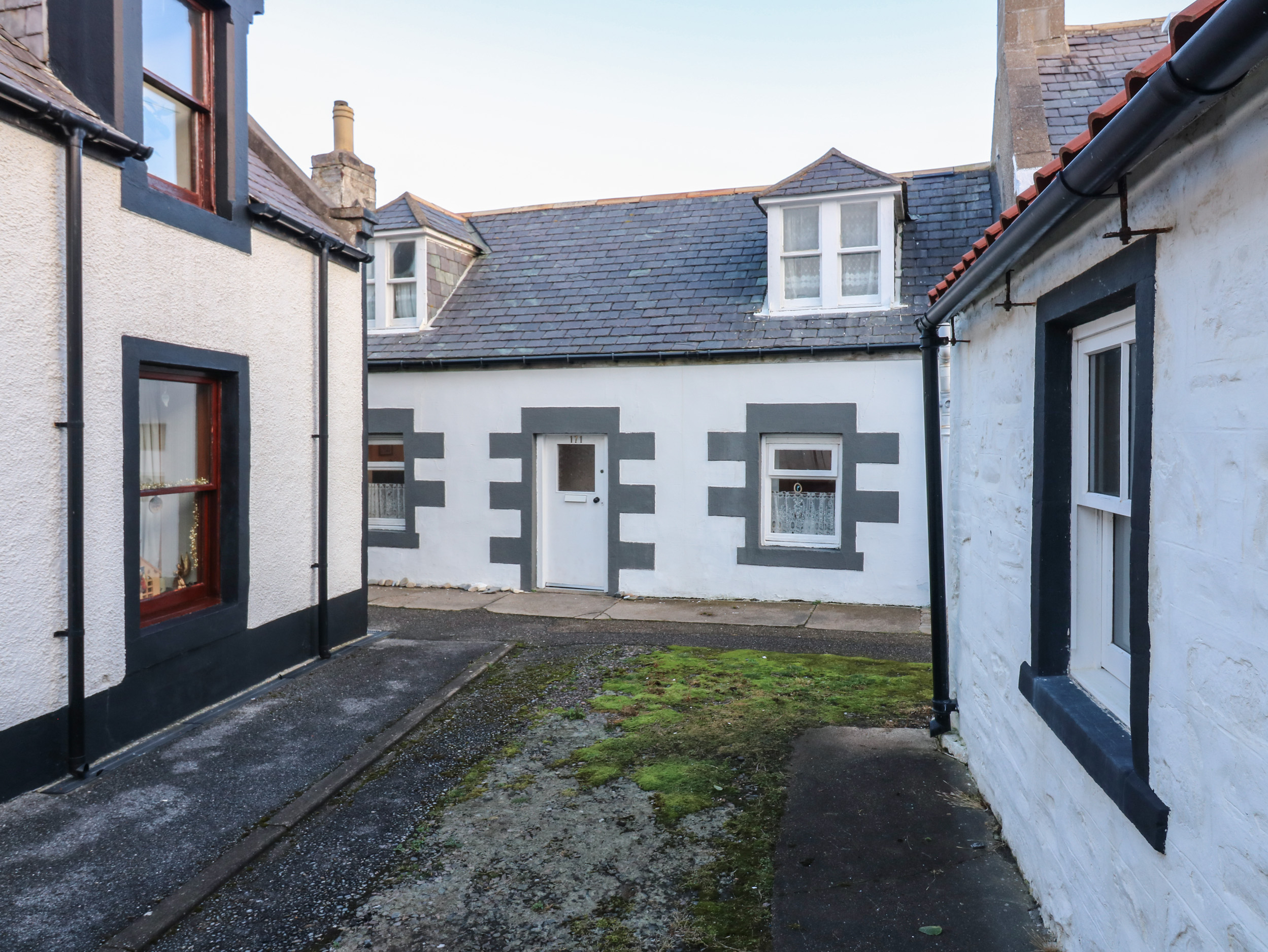 171 Seatown, Cullen