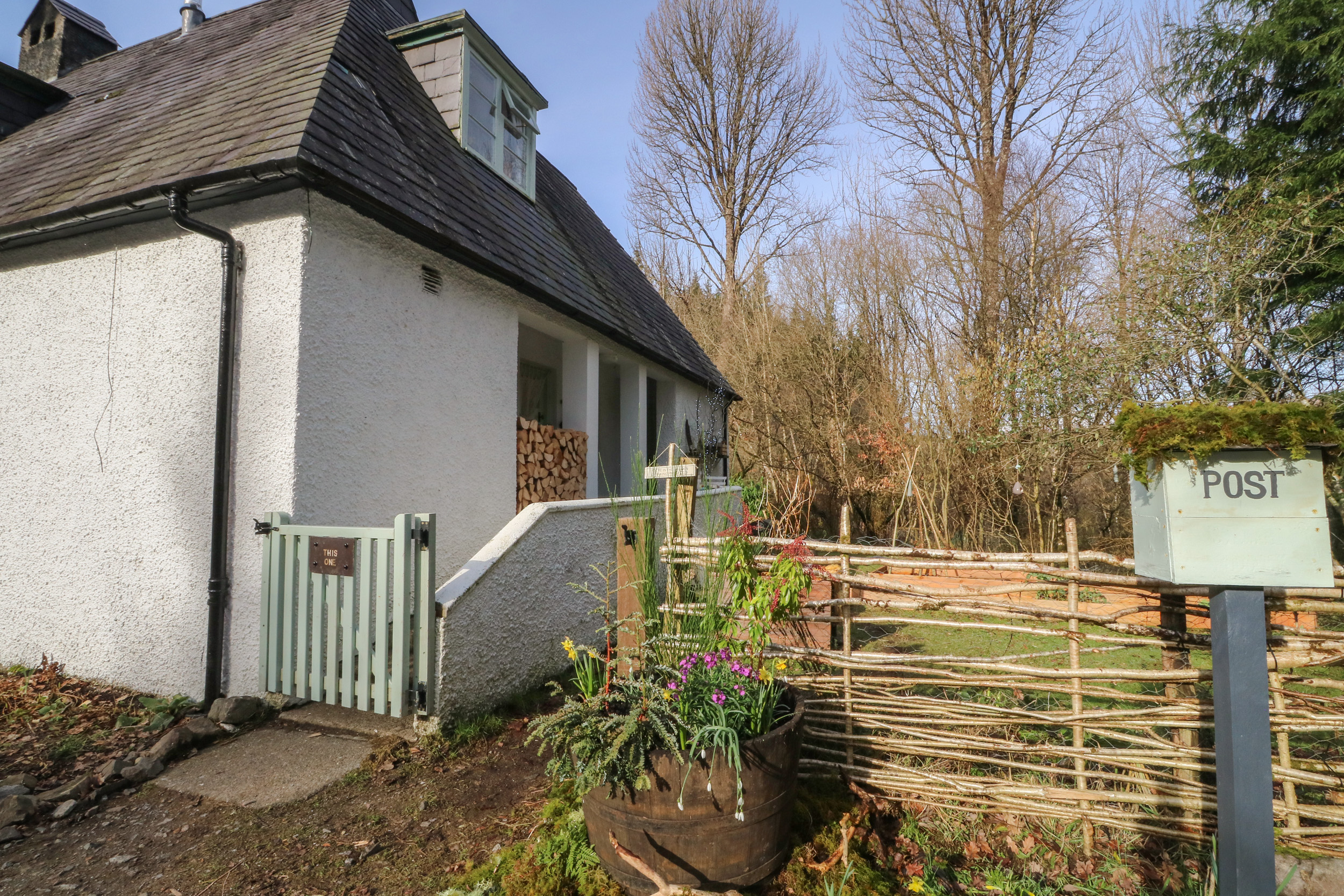 The Cottage In The Woods, Connel