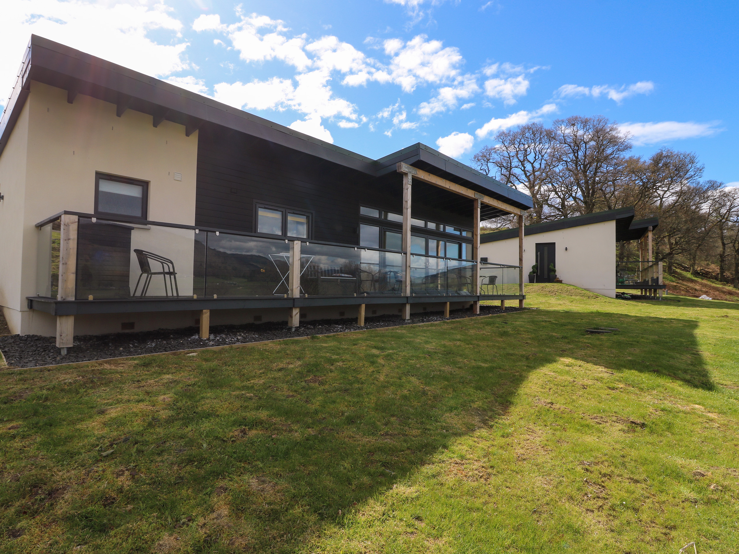 2 Strathtay Lodges, Aberfeldy