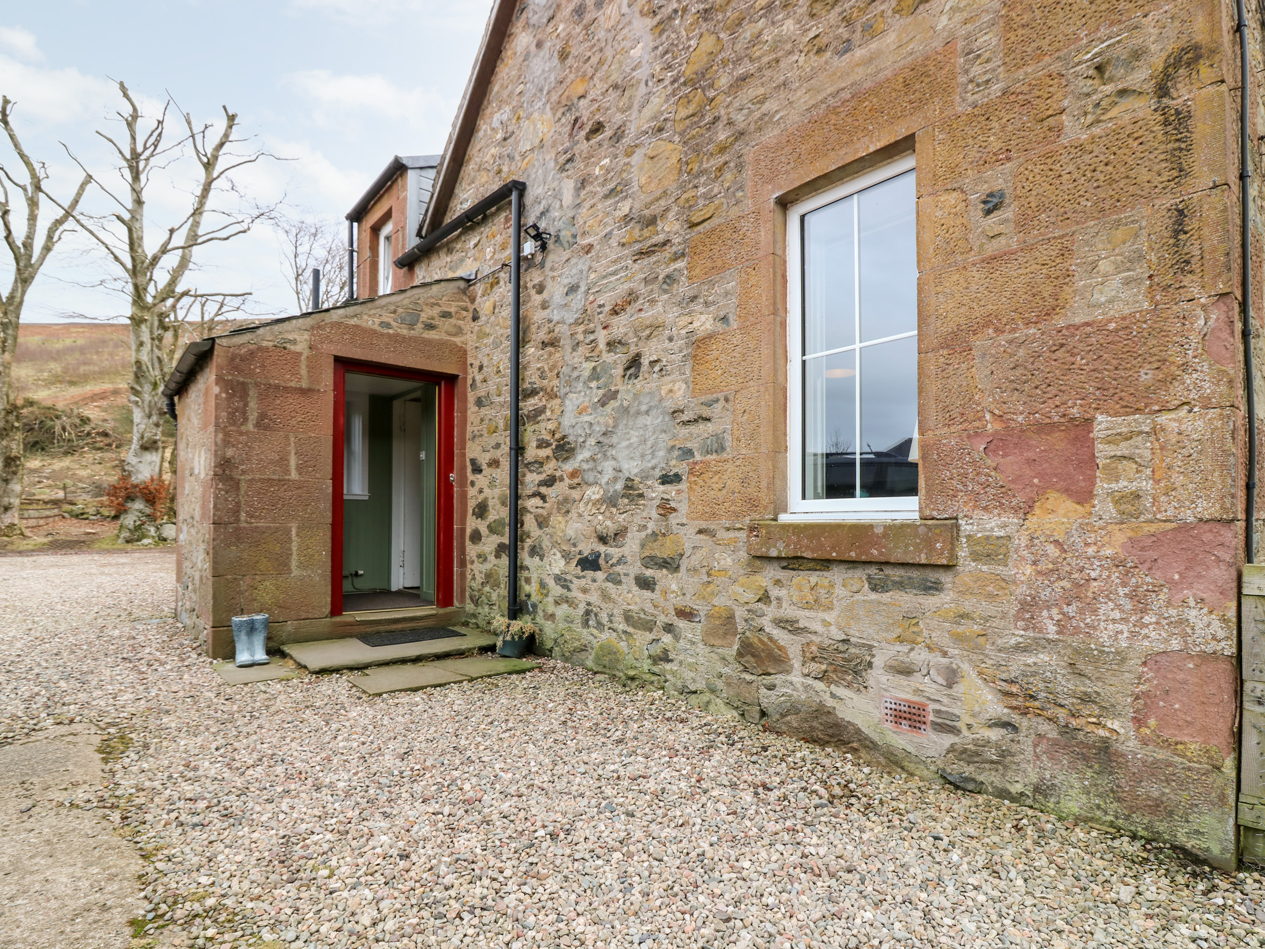 Angus Cottages, Arbroath, Kirriemuir, Forfar and the Glens (Walkhighlands)