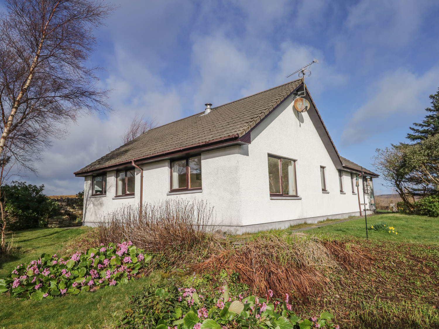 Ullapool Cottages, Loch Broom and Dundonnell (Walkhighlands)