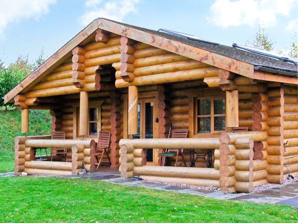 Cedar Log Cabin, Brynallt Country Park Welsh Frankton 