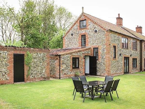 Holiday Cottages To Rent In Norfolk Last Minute Cottages
