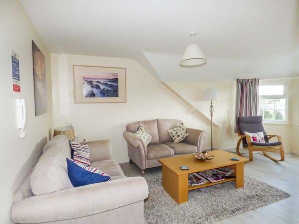 FLAT 11, Wales, North Wales, Island of Anglesey, Trearddur Bay
