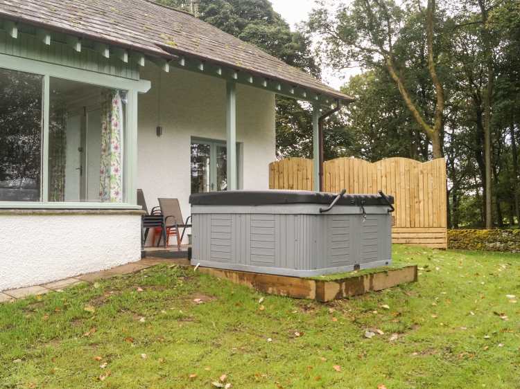 Elm Woodland Cottages Bowness On Windermere The Lake